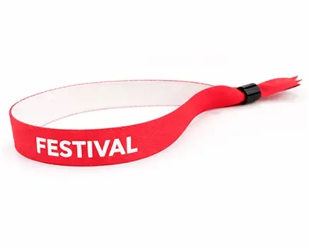 Ciemnoczerwone opaski festiwalowe